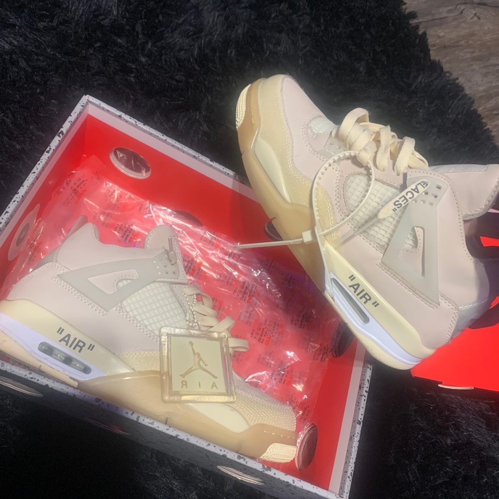Jordan 4 OFF-WHITE sail